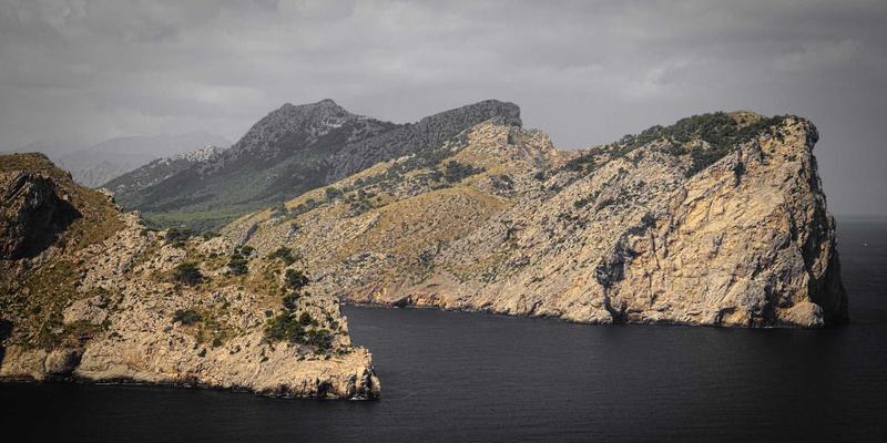 大连天舒跨界汽车后市场：4S店等待区的‘智能理疗座舱’如何重塑客户体验？